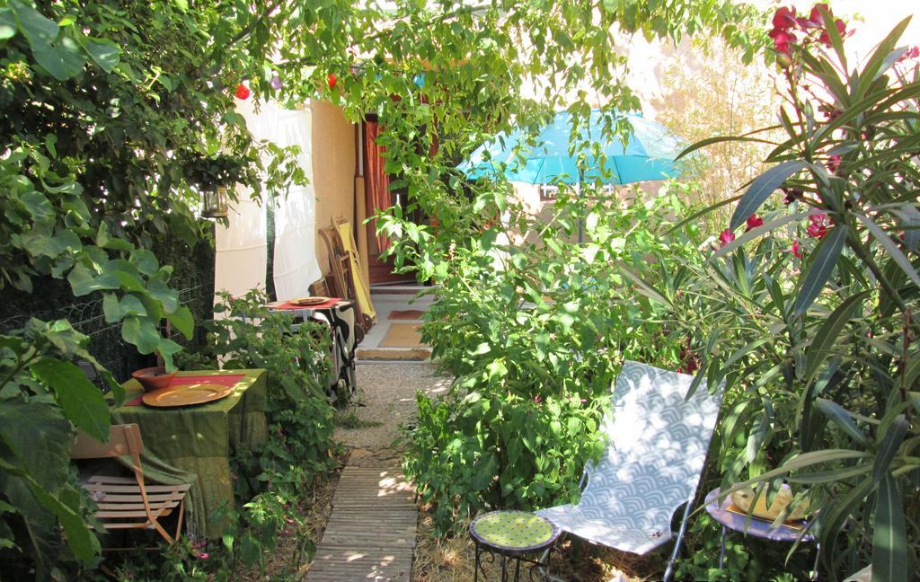 Joli Studio Avec Jardinet Aviñón Exterior foto